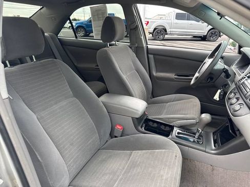 Used 2006 Toyota Camry LE FWD image 13