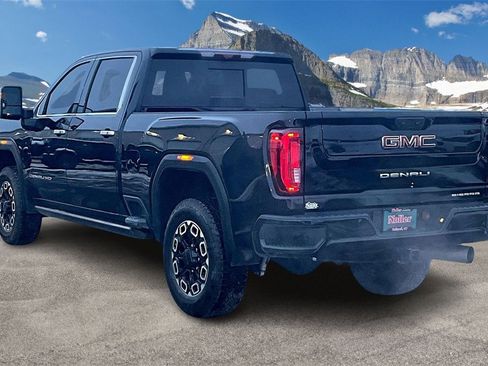 Used 2021 GMC Sierra 3500 Denali w/ Denali Ultimate Package image 13