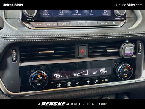 Used 2023 Nissan Rogue SV AWD/4WD image 10