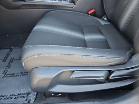Used 2023 Honda Civic Sport image 17