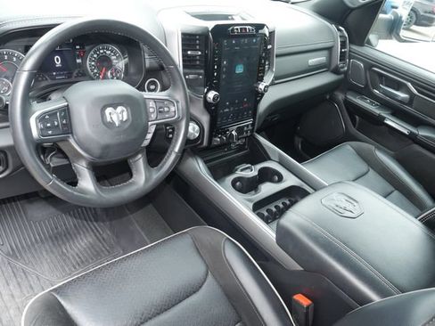 Used 2024 RAM 1500 Laramie AWD/4WD image 17
