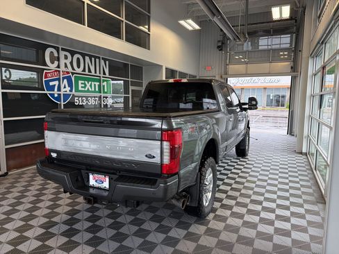 Used 2019 Ford F250 Platinum w/ Platinum Ultimate Package AWD/4WD image 6