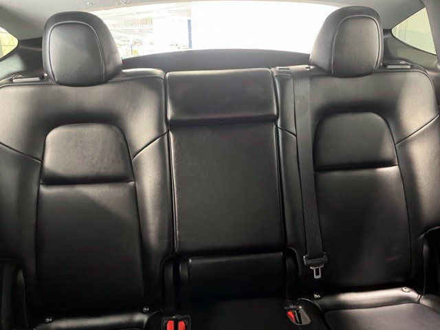 Used 2023 Tesla Model Y Long Range AWD/4WD image 12
