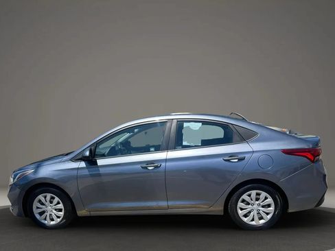 Used 2019 Hyundai Accent SE FWD image 5