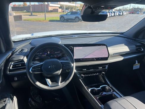 New 2026 Chevrolet Traverse LT w/ Midnight/Sport Edition image 12