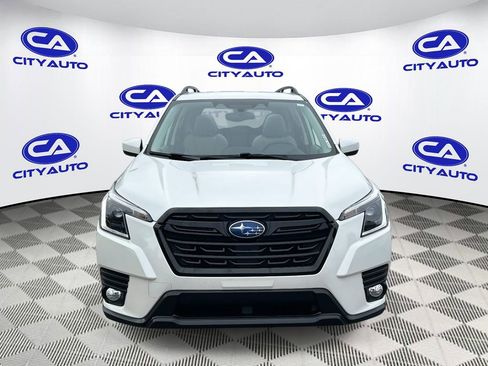 Used 2023 Subaru Forester Premium image 10