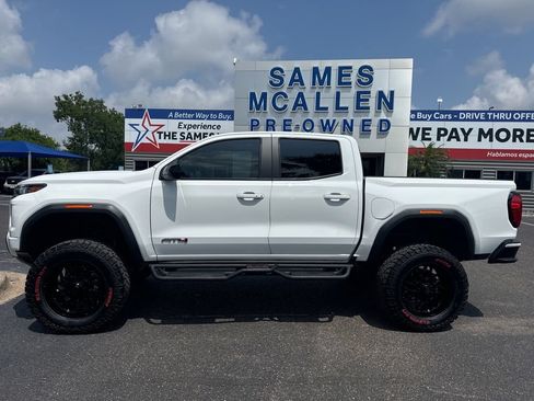 Used 2025 GMC Canyon AT4 AWD/4WD image 2