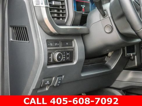 Used 2023 Ford F550 4x4 Crew Cab Super Duty image 48