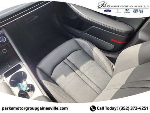 New 2025 Hyundai Sonata Limited image 14