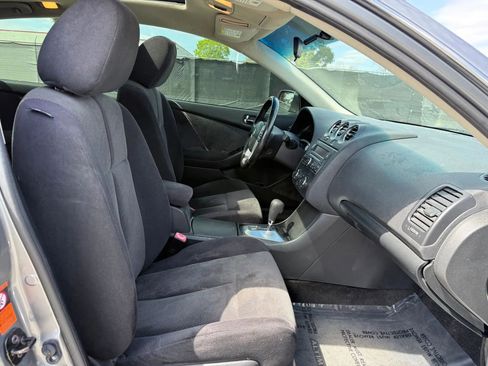 Used 2009 Nissan Altima 3.5 SE image 18
