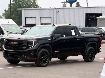 Used 2024 GMC Sierra 1500 Elevation