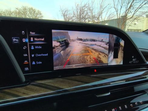 Certified 2022 Cadillac Escalade Sport Platinum w/ LPO, Floor Liner Package image 32