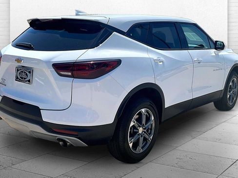 Used 2025 Chevrolet Blazer LT FWD image 5
