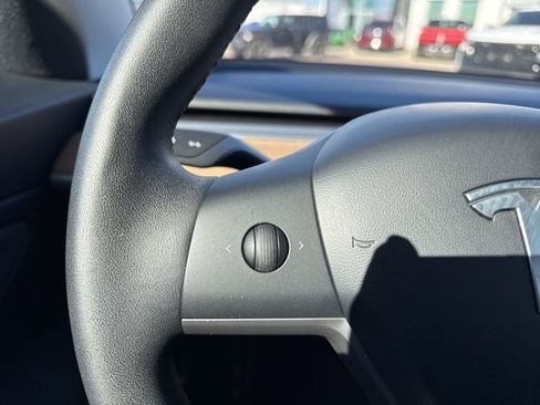 Used 2020 Tesla Model 3 Long Range image 16