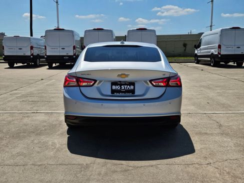 Used 2022 Chevrolet Malibu LT FWD image 5