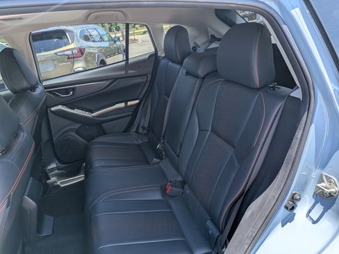 Used 2022 Subaru Crosstrek 2.5i Limited w/ Moonroof Package 2 AWD/4WD image 14