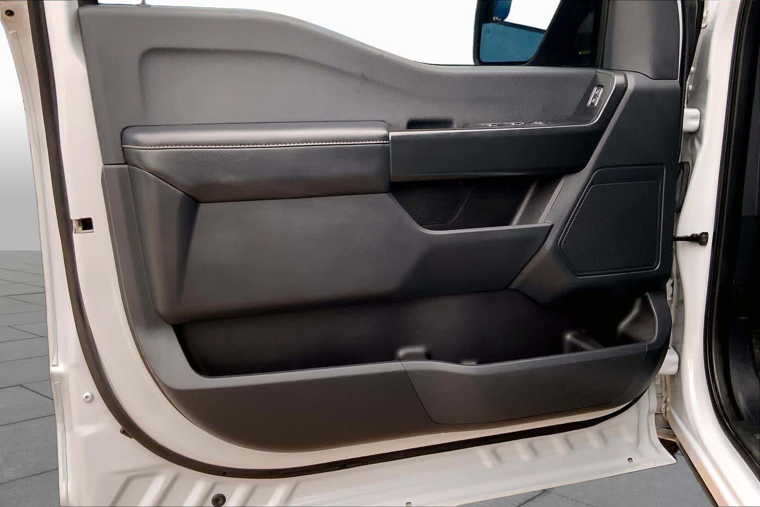 Used 2022 Ford F150 XL w/ STX Appearance Package RWD image 22