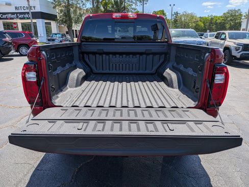 New 2026 GMC Canyon Elevation w/ Convenience Package RWD image 17
