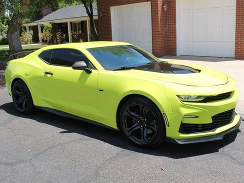 Used 2019 Chevrolet Camaro SS image 50