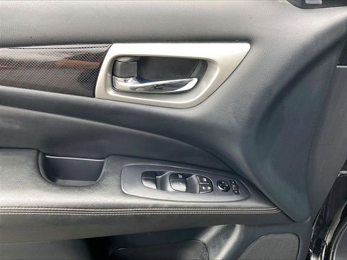 Used 2020 Nissan Pathfinder SV w/ Rock Creek Edition image 39