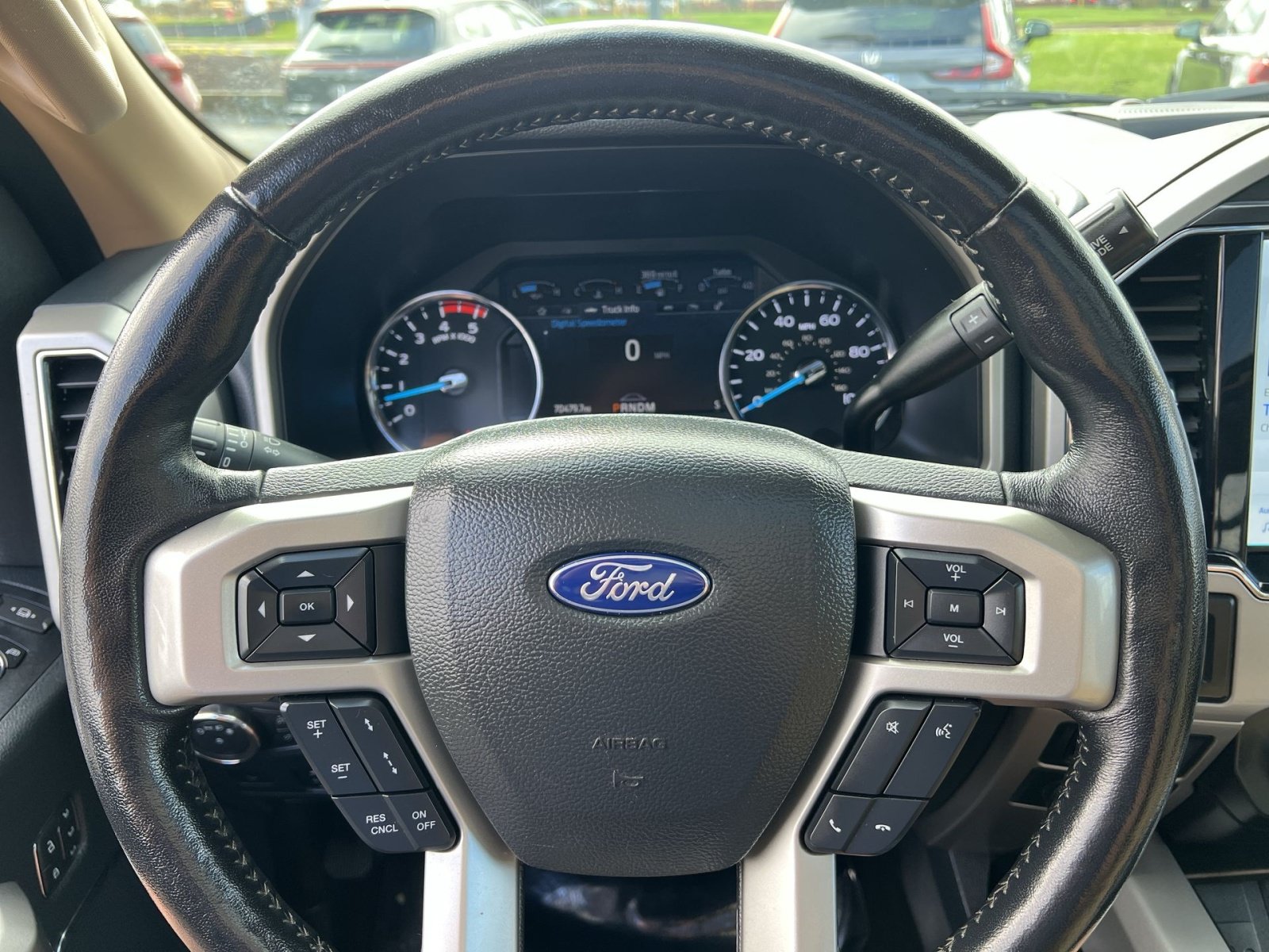 Used 2022 Ford F250 Lariat w/ Lariat Ultimate Package AWD/4WD image 16