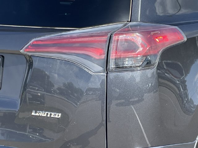 Used 2017 Toyota RAV4 Limited FWD image 6