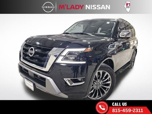 Used 2022 Nissan Armada Platinum image 2