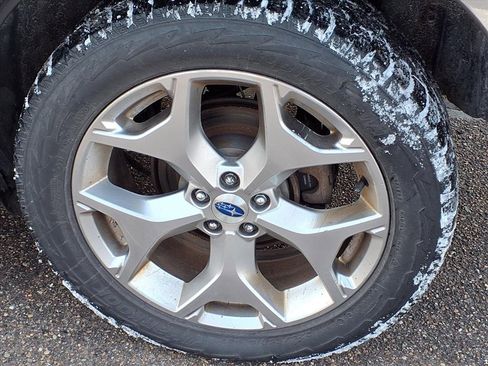 Used 2017 Subaru Forester 2.5i Touring image 7