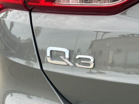 Used 2021 Audi Q3 2.0T Premium Plus AWD/4WD image 21