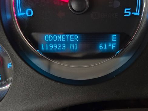 Used 2011 Chevrolet Silverado 2500 LTZ image 21