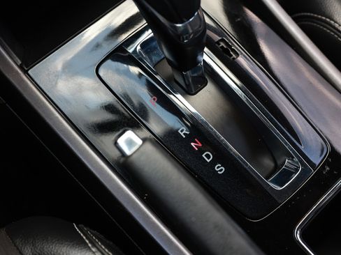 Used 2017 Honda Accord Sport image 40