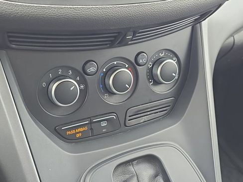 Used 2015 Ford Escape SE image 24