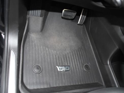 Used 2023 Cadillac XT5 Sportv w/ LPO, Floor Liner Package AWD/4WD image 14
