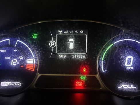 Used 2017 Kia Soul EV image 15