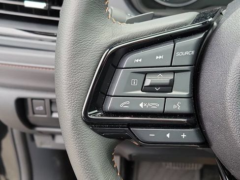 Used 2025 Subaru Forester Touring AWD/4WD image 11