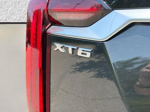 Used 2024 Cadillac XT6 Premium Luxury w/ Technology Package image 11