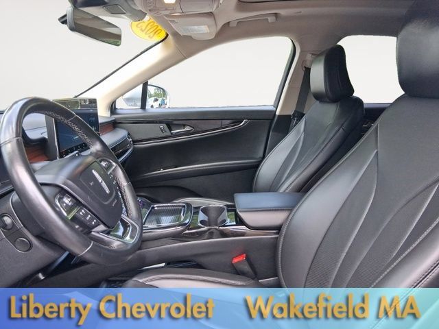 Used 2023 Lincoln Nautilus Reserve AWD/4WD image 15