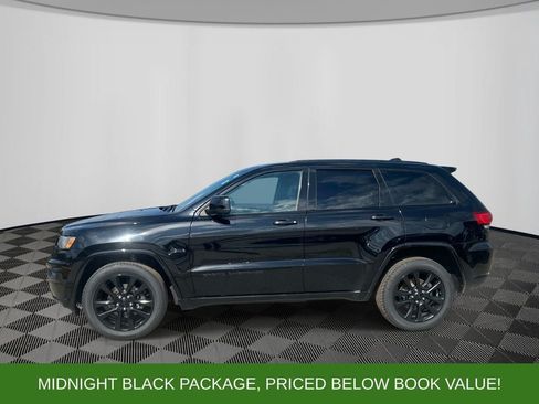 Used 2019 Jeep Grand Cherokee Altitude AWD/4WD image 2