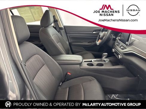 Used 2025 Nissan Altima 2.5 SV image 20