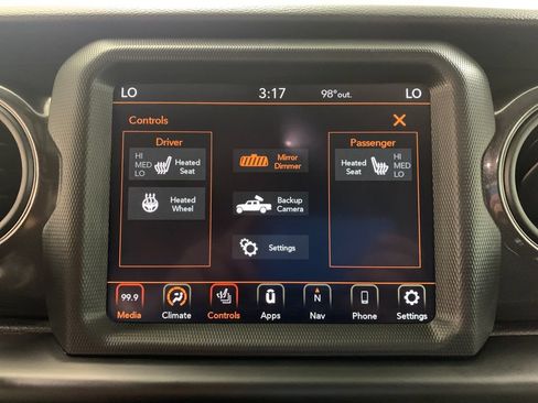 Used 2022 Jeep Gladiator Sport AWD/4WD image 6