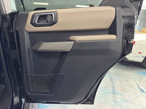 Used 2023 Ford Bronco Wildtrak AWD/4WD image 16