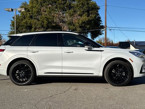 Certified 2025 Lincoln Corsair Grand Touring w/ Equipment Group 302A image 3