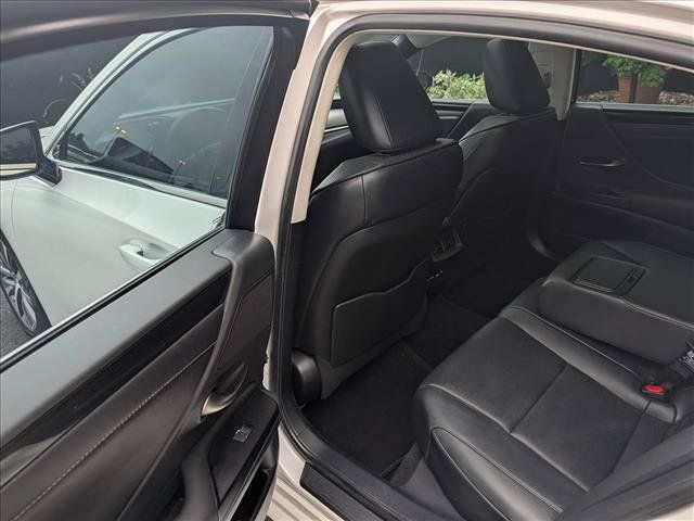 Used 2021 Lexus ES 350 w/ Accessory Package FWD image 23
