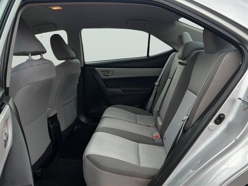 Used 2017 Toyota Corolla LE w/ Carpet Mat Package (TMS) FWD image 16