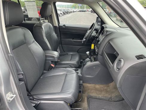 Used 2016 Jeep Patriot Sport w/ Power Value Group FWD image 24