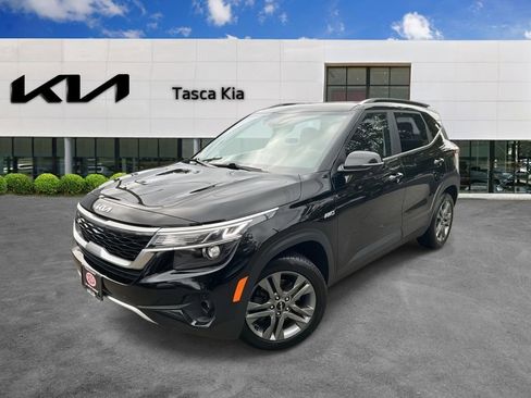 Used 2023 Kia Seltos S w/ Navigation Package image 1