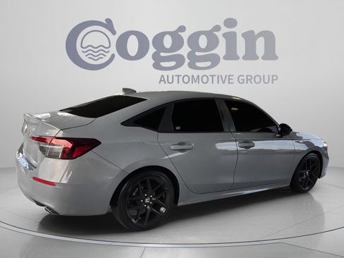 Used 2025 Honda Civic Sport image 5