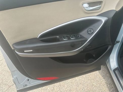 Used 2013 Hyundai Santa Fe GLS AWD/4WD image 10