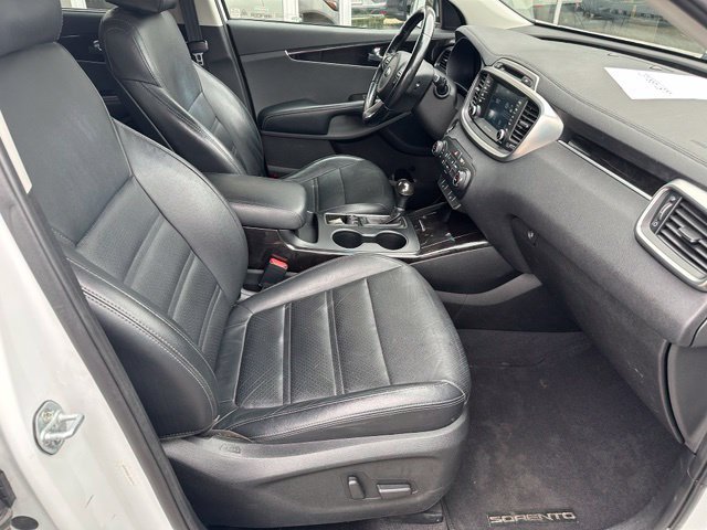 Used 2018 Kia Sorento EX AWD/4WD image 11