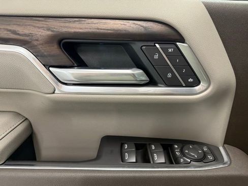 New 2026 GMC Sierra 2500 SLT w/ SLT Premium Package image 14
